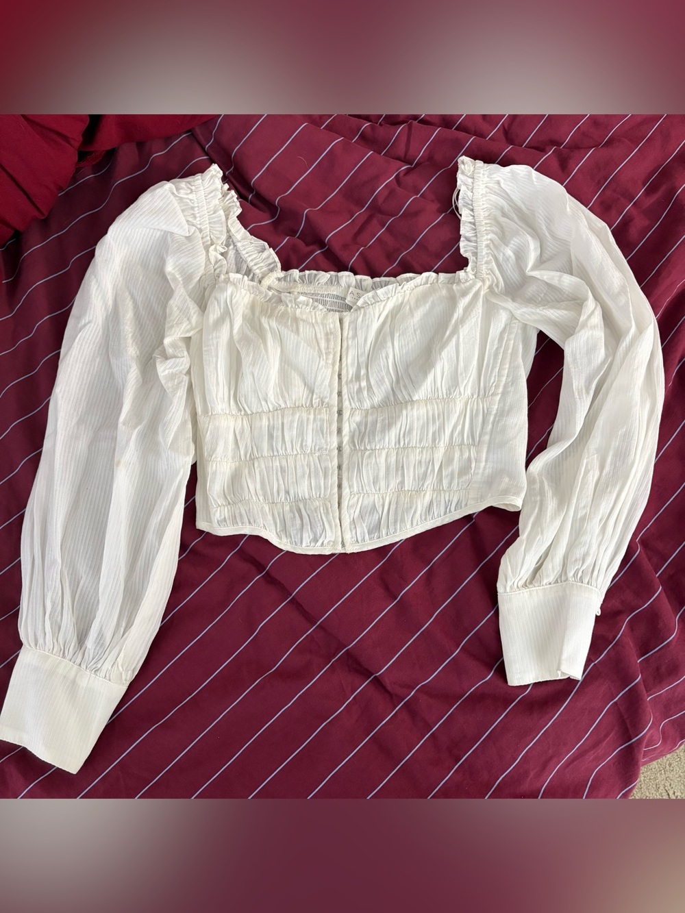 ASTR the label White Square-Neck Long Sleeve blouse